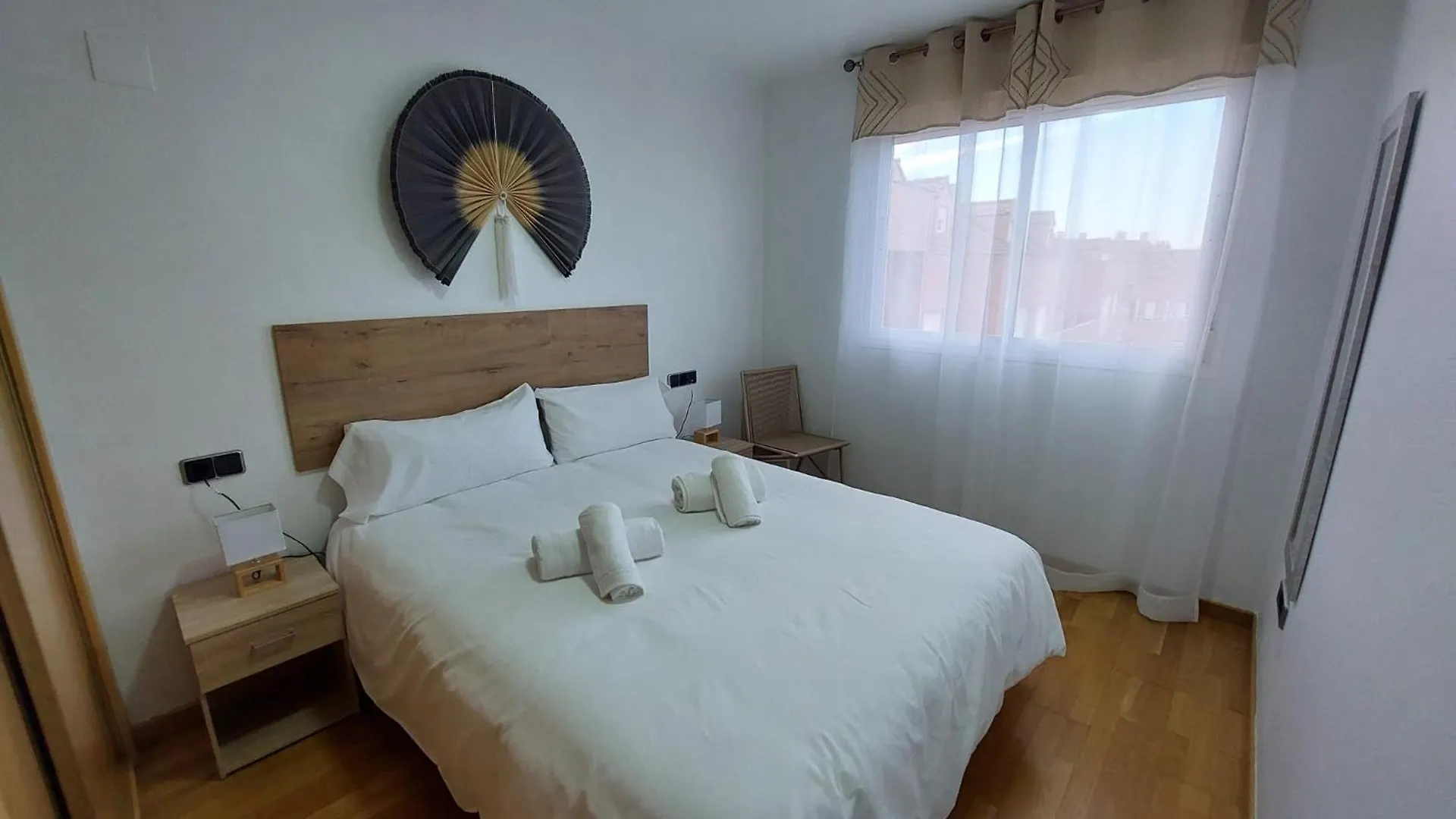 Plaza Del Ayuntamiento Con Parking Pondos Appartement Linares